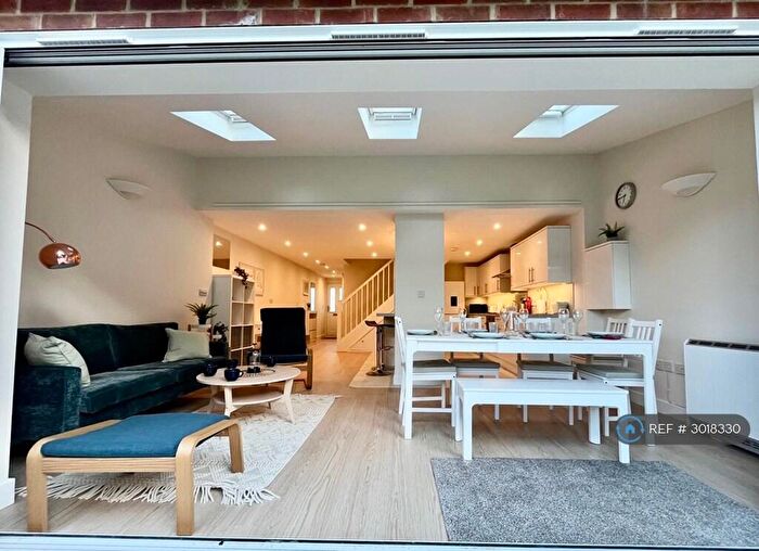3 Bedroom Semi-Detached House To Rent In Oaksmere, Appleton, Abingdon, OX13