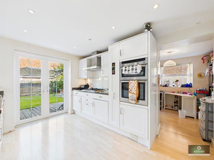 5 Bedroom Detached House For Sale In Campbell Road, Maidenbower, RH10