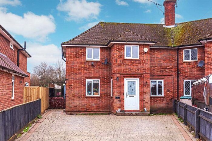 3 Bedroom Semi Detached House For Sale In Newfield Gardens, Marlow, Buckinghamshire, SL7