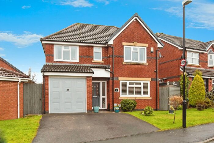 4 Bedroom Detached House For Sale In Windflower Drive, Leyland, Lancashire, PR25
