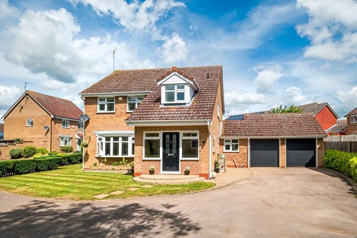 4 Bedroom Detached House For Sale In Plummer Close, Ixworth, Bury St. Edmunds, IP31