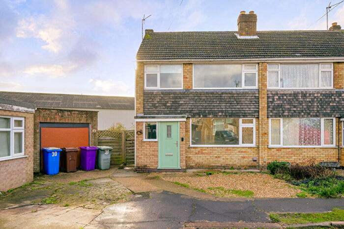 3 Bedroom Semi Detached House For Sale In Woodside, Boston, PE21