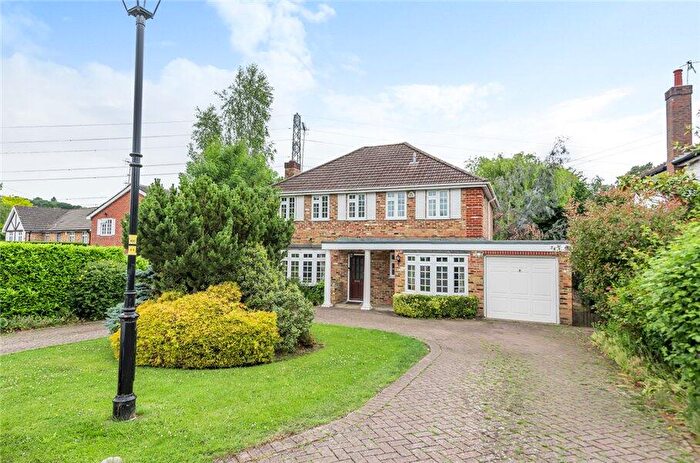 4 Bedroom Terraced House To Rent In Heathside Road, Moor Park, HA6