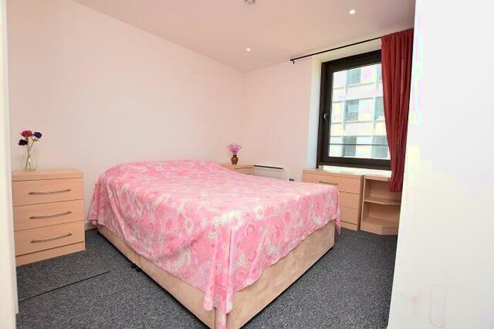 2 Bedroom Apartment To Rent In City Lofts, St. Pauls Square, Sheffield, S1