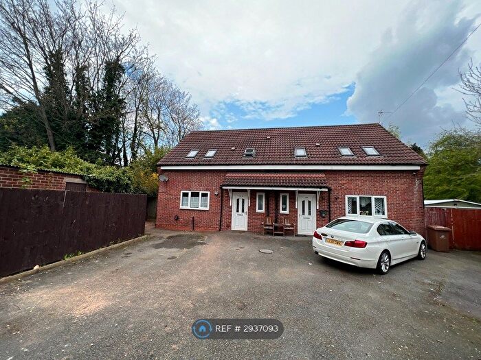 3 Bedroom Semi Detached House To Rent In Marylebone Crescent, Derby, DE22
