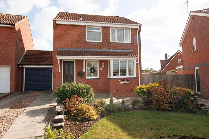3 Bedroom Detached House For Sale In Thorn Tree Avenue, Filey, YO14