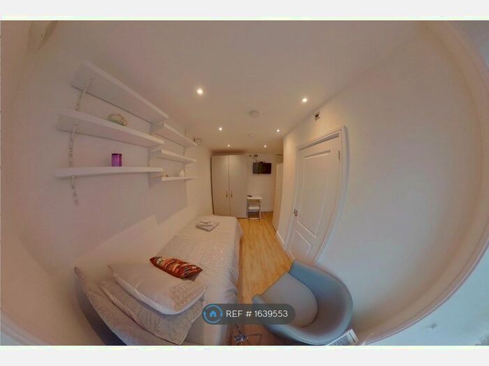 Studio To Rent In Langney Road (B), Eastbourne, BN21