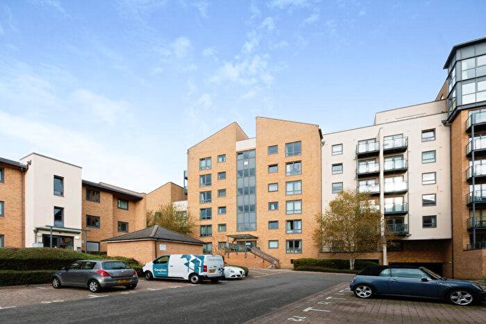 2 Bedroom Apartment To Rent In Woking Town Centre, GU21