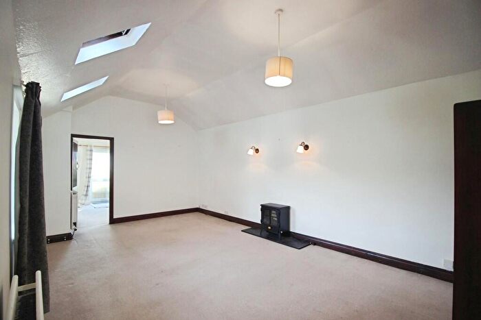 2 Bedroom Detached House To Rent In Tir Y Fron Lane, Pontybodkin, Mold, CH7