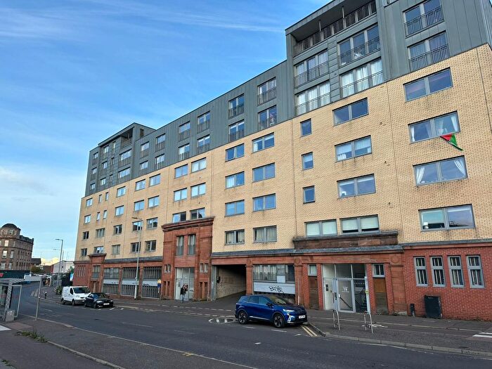 2 Bedroom Flat To Rent In Victoria Road, Pollockshields, Glasgow, G42