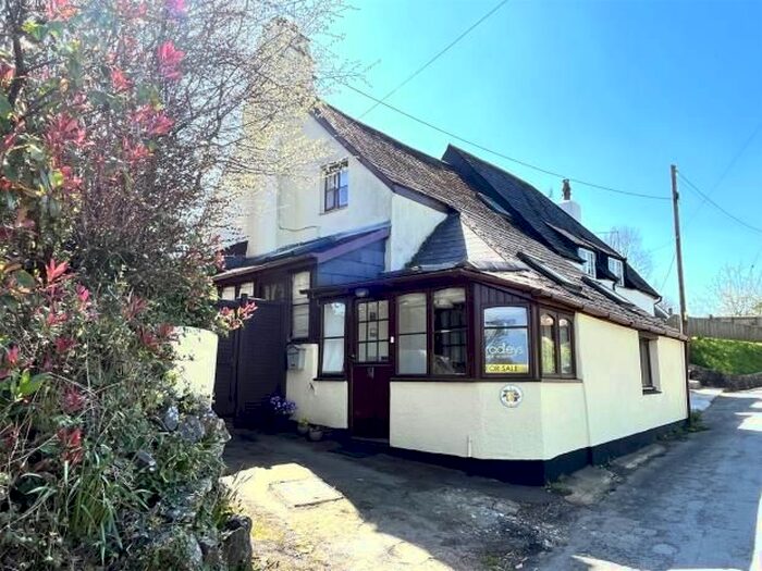 2 Bedroom Semi-Detached House For Sale In Higher Dean, Buckfastleigh, Devon, TQ11