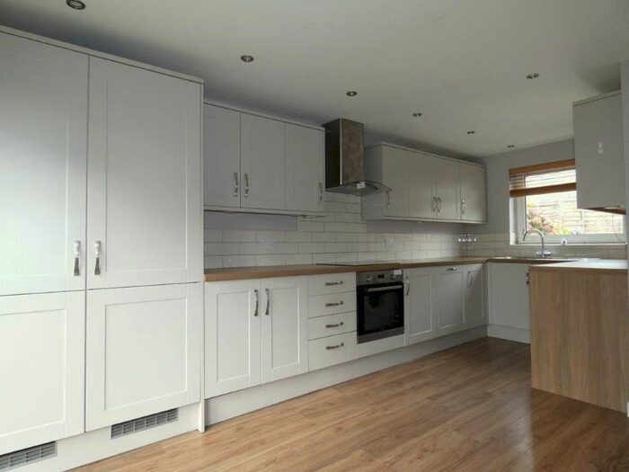 3 Bedroom Terraced House To Rent In Clay Hill Drive, Wyke, Bradford BD12