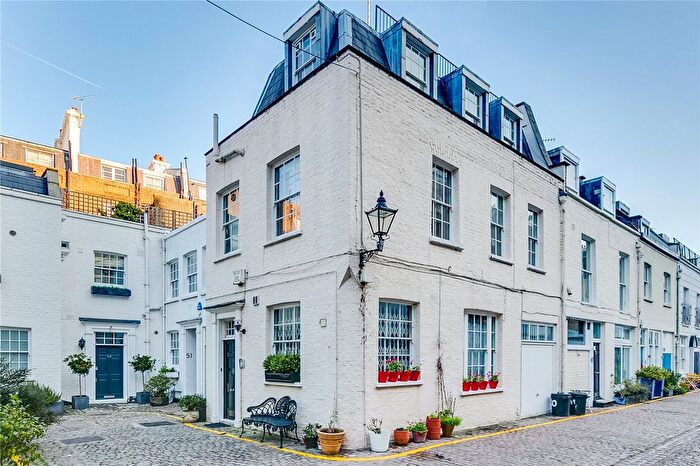 3 Bedroom Mews To Rent In Queen's Gate Mews, London, SW7