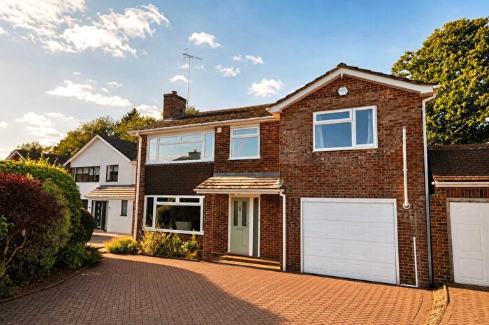 4 Bedroom Detached House For Sale In Parkfield, Godalming, Surrey, GU7