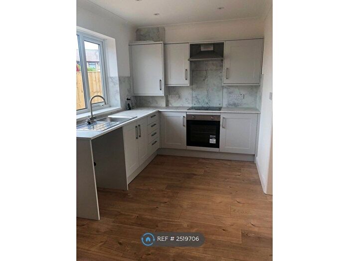 2 Bedroom Semi-Detached House To Rent In Malvern Road, Goole, DN14