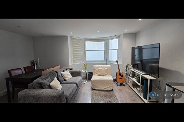 2 Bedroom Flat To Rent In Talbot Road, London, N6