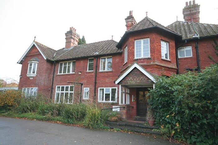 1 Bedroom Flat To Rent In Merrywood House, Merrywood Lane, Thakeham, RH20