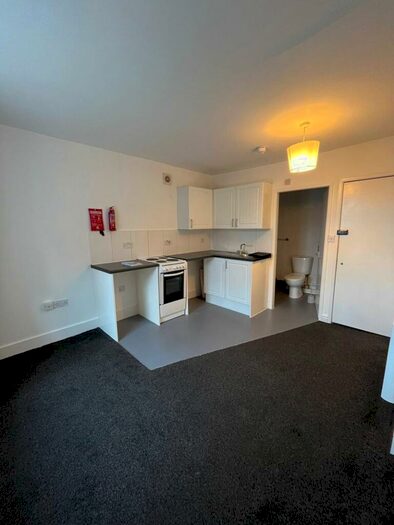 Studio To Rent In Townsend Lane, Liverpool - Small Studio Available, L6