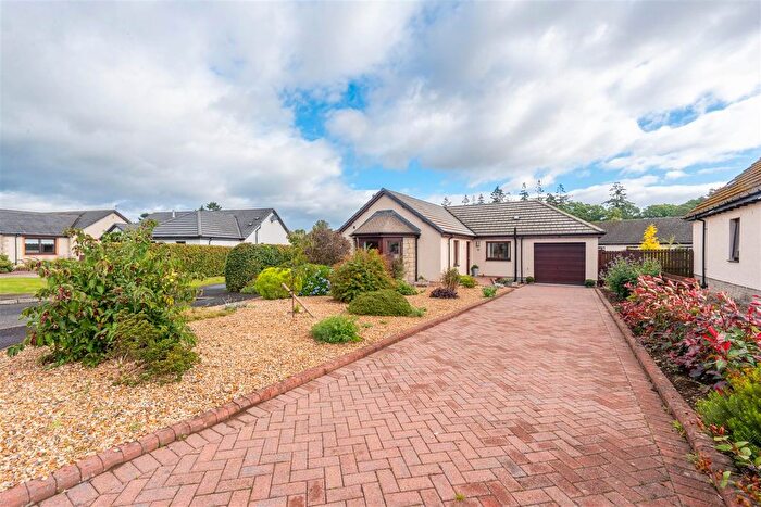 3 Bedroom Detached Bungalow For Sale In Kinclaven Gardens, Murthly, Perth, PH1