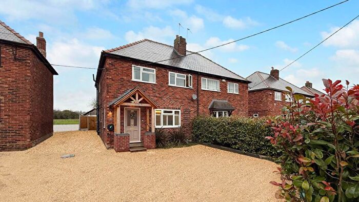 4 Bedroom Semi-Detached House For Sale In Fen Lane, Dunston, Lincoln, LN4