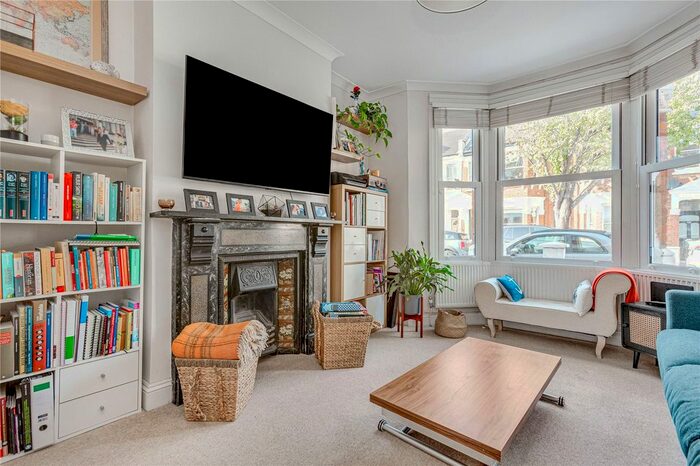 1 Bedroom Flat To Rent In Bronsart Road, Munster Village, SW6