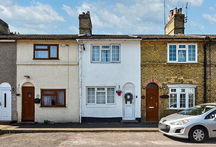 3 Bedroom Terraced House For Sale In Bush Row, Aylesford, ME20