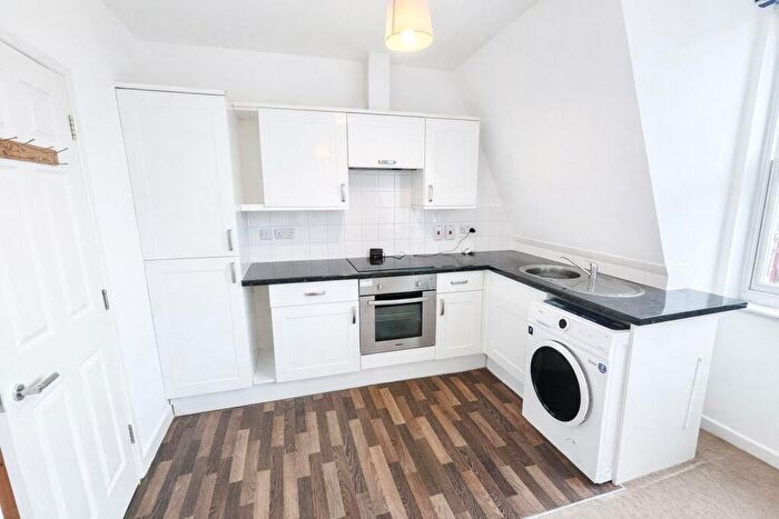 1 Bedroom Flat To Rent In Seaside Road, Eastbourne, BN21