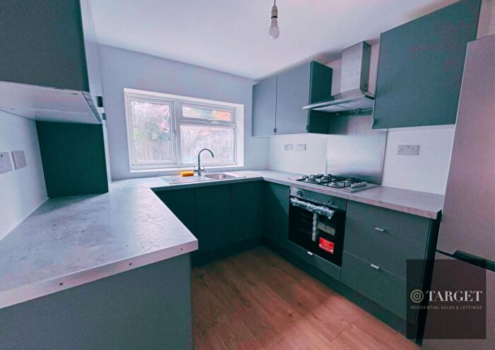 2 Bedroom Terraced House To Rent In Bulwer Road, Edmonton, N18