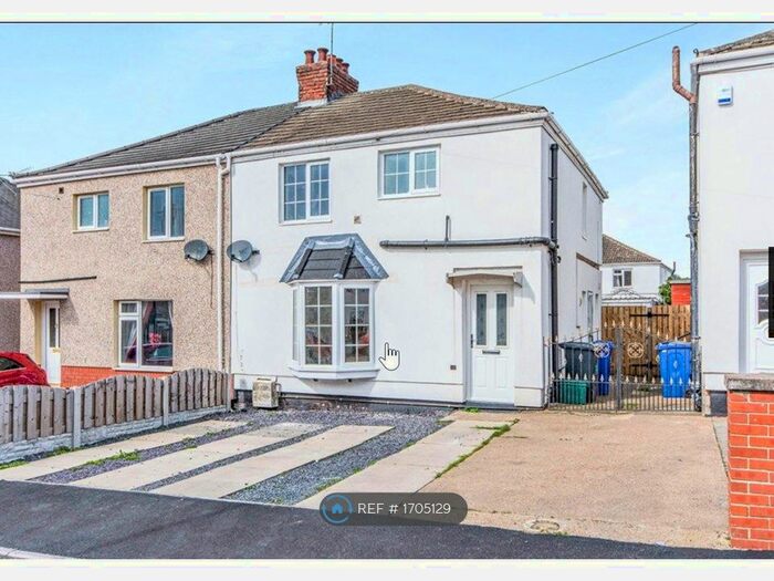 3 Bedroom End Of Terrace House To Rent In Llewelyn Crescent, Askern, Doncaster, DN6