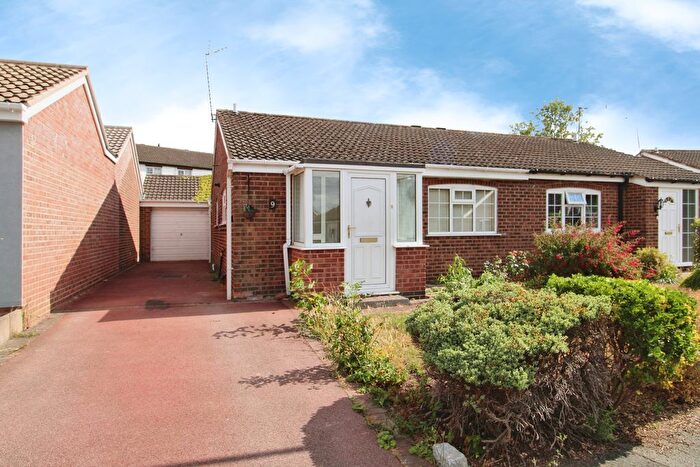 2 Bedroom Bungalow To Rent In Atherstone Close, Leicester, LE2