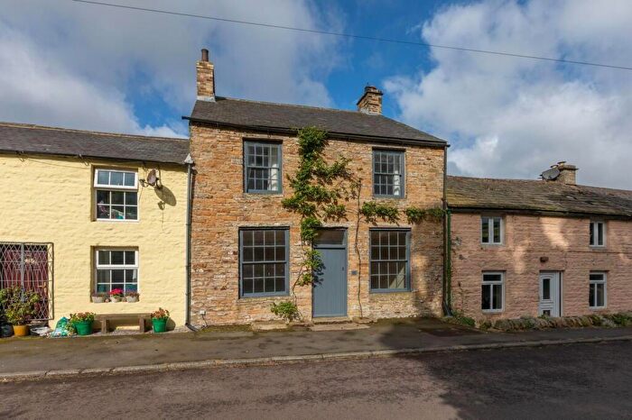 4 Bedroom Terraced House For Sale In Carrsheild, NE47