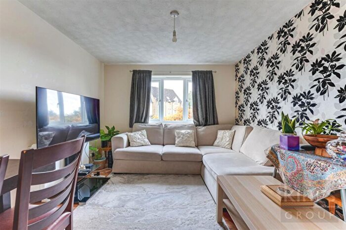 2 Bedroom Flat For Sale In Bentley Drive, Church Langley, CM17