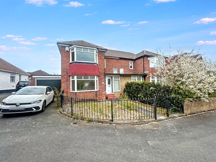 3 Bedroom Semi-Detached House For Sale In Queens Drive, Whickham, Newcastle Upon Tyne, Tyne And Wear, NE16