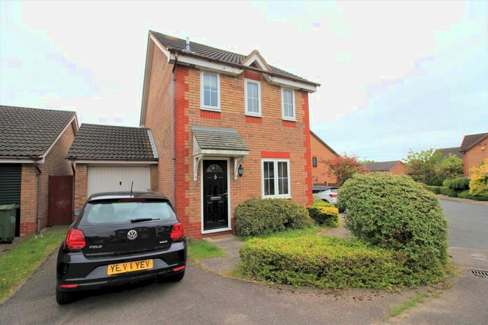 3 Bedroom Detached House To Rent In Bunyan Close, Norwich, NR7