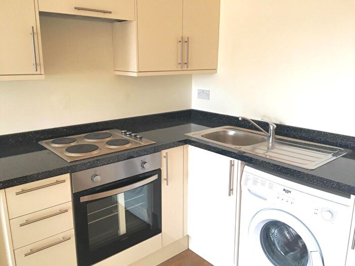 1 Bedroom Flat To Rent In High Street North, Dunstable, LU6
