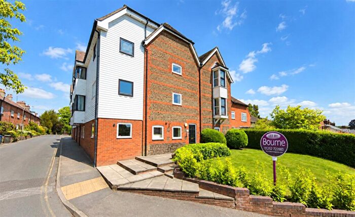 1 Bedroom Apartment To Rent In Crondall Lane, Farnham, Surrey, GU9