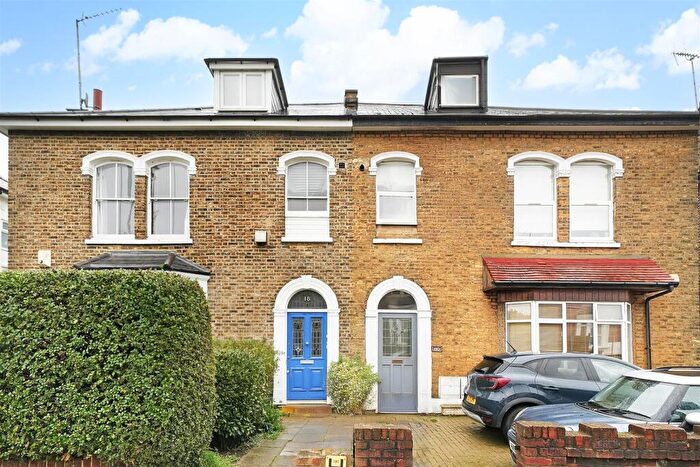 1 Bedroom House To Rent In Alexandra Road, Wood Green, London, N8
