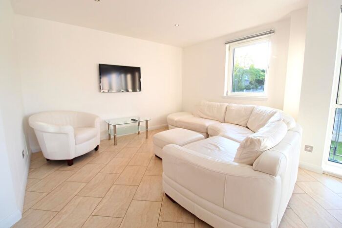 2 Bedroom Flat To Rent In Queens Highlands, Third Floor, AB15