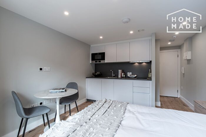 Studio To Rent In Croxley Road, Queens Park, W9