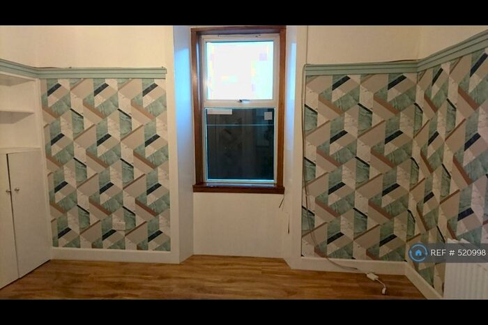 1 Bedroom Flat To Rent In Gateside Street, Largs, KA30