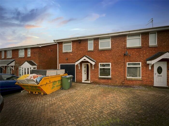4 Bedroom Semi-Detached House To Rent In Druids Avenue, Rowley Regis, West Midlands, B65