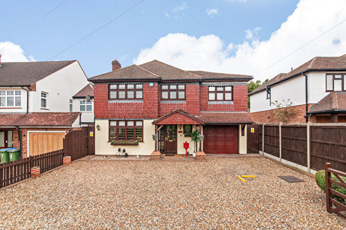 5 Bedroom Detached House For Sale In Riefield Road, Eltham, SE9