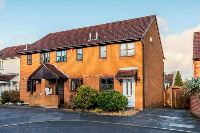 2 Bedroom End Of Terrace House To Rent In Cheltenham Gardens, Hedge End, SO30