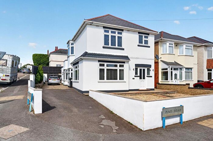 4 Bedroom Detached House For Sale In Pine Road, Bournemouth, BH9