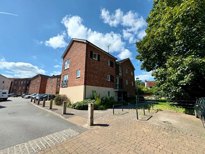 1 Bedroom Apartment To Rent In Hampden Crescent, Bracknell, Berkshire, RG12