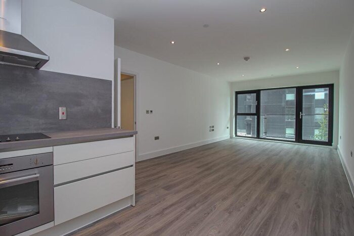 1 Bedroom Flat To Rent In Waterford House, Bayscape, Cardiff Marina, CF11