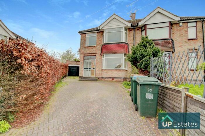 3 Bedroom Semi-Detached House To Rent In Worcester Close, Allesley, Coventry, CV5