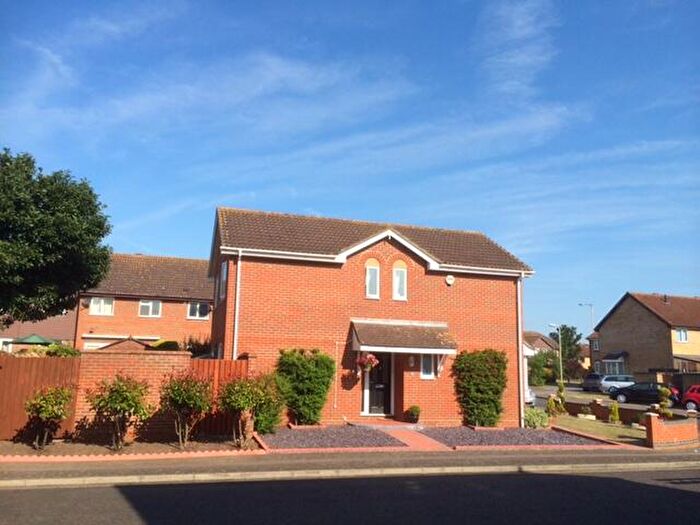 4 Bedroom House To Rent In Riverfield Drive, Bedford, MK41