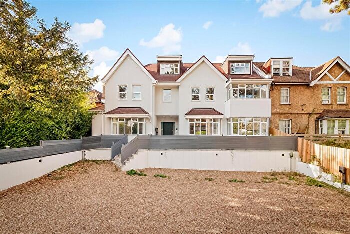 2 Bedroom Apartment To Rent In Woodcote Valley Road, Purley, CR8