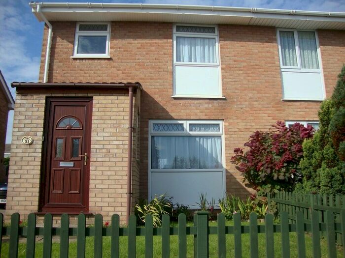 3 Bedroom Semi-Detached House To Rent In Osprey Gardens, Weston Super Mare, BS22